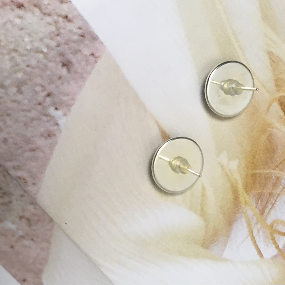 Handmade clear holographic mermaid scale studs - Picture 4 of 4